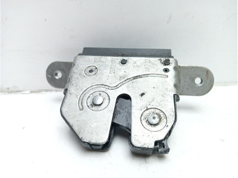 Recambio de cerradura maletero / porton para fiat bravo (198) 1.9 8v jtd cat referencia OEM IAM 55701971  