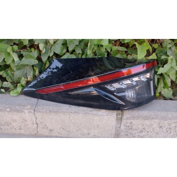 PILOTO TRASERO DERECHO 815500DE20 
