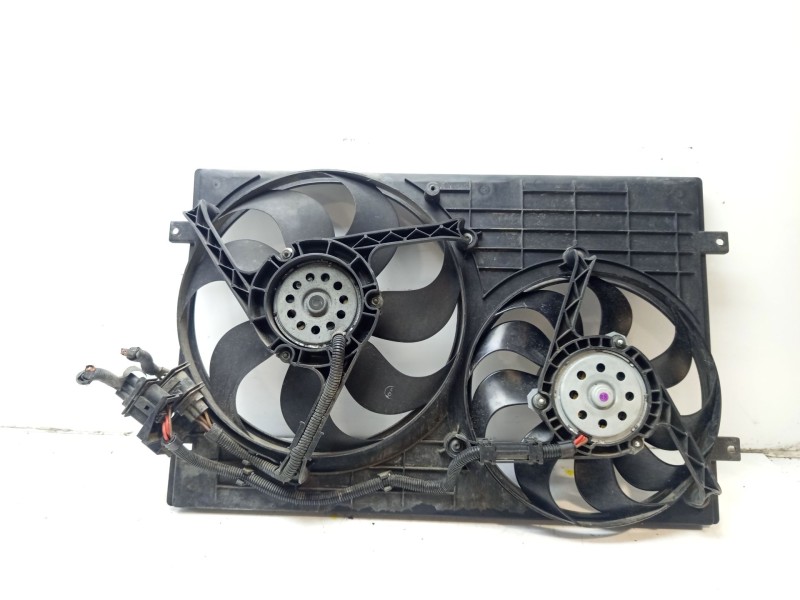Recambio de electroventilador para seat ibiza iii (6l1) 1.9 tdi referencia OEM IAM 6Q0121207A  