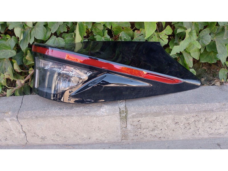 Recambio de piloto trasero izquierdo para toyota yaris cross (mxp_) 1.5 hybrid (mxpj10) referencia OEM IAM 815600DE20  
