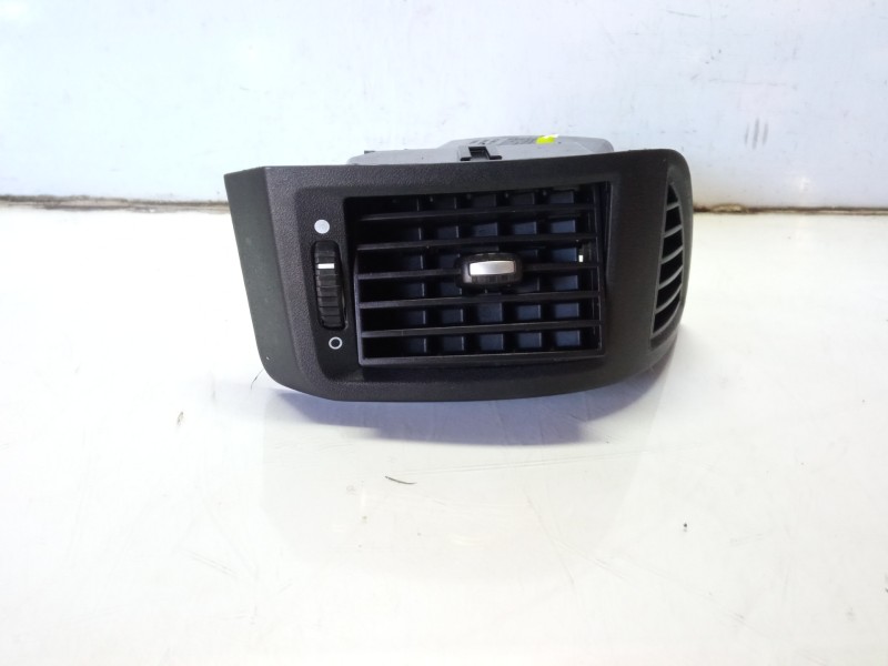 Recambio de rejilla aireadora para citroën jumper kombi 33 l2h2 hdi 110 referencia OEM IAM 385800  