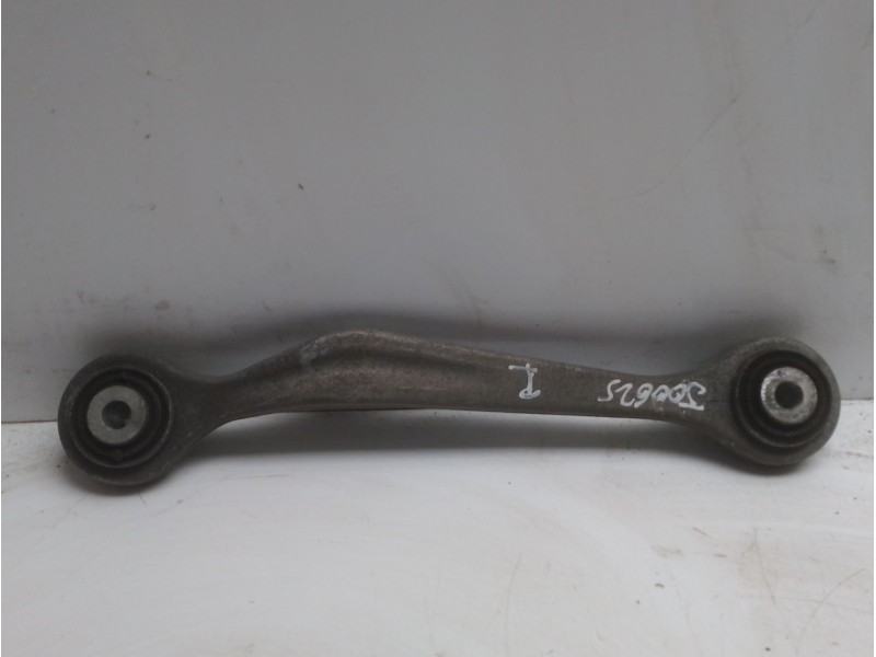 Recambio de brazo suspension superior delantero izquierdo para audi a4 ber. (b8) básico referencia OEM IAM 8K0501529N  