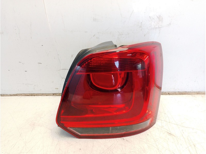 Recambio de piloto trasero derecho para volkswagen polo v (6r1, 6c1) 1.4 (6r1) referencia OEM IAM 6R0945096AH  