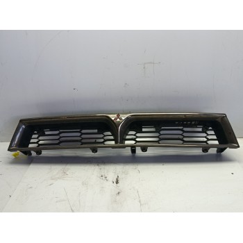 REJILLA PARAGOLPES DELANTERO MR416920 