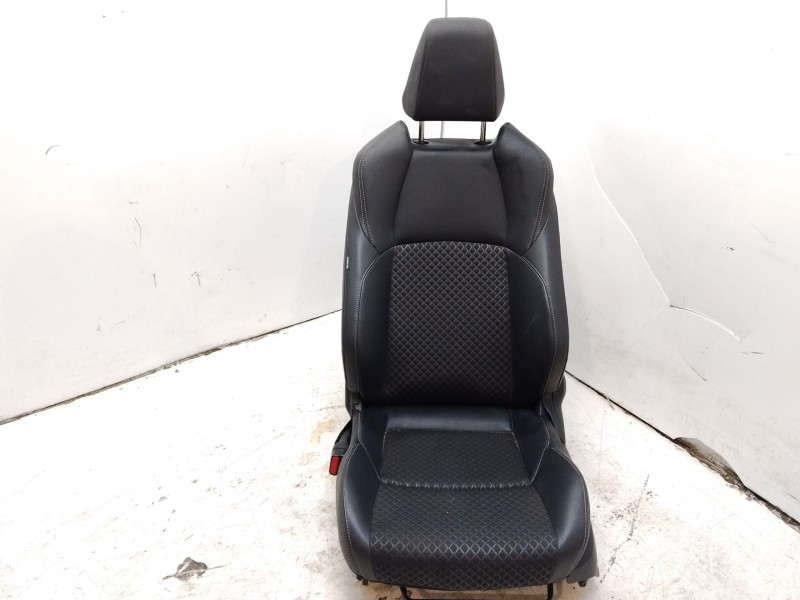 Recambio de asiento delantero izquierdo para toyota yaris 1.5 16v cat referencia OEM IAM 72020K0040 71512K0030 71014K0030