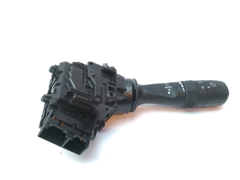 Recambio de mando limpia para toyota c-hr hybrid advance referencia OEM IAM 84652F4020  