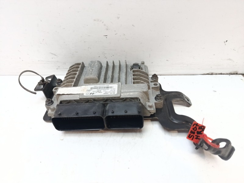 Recambio de centralita motor uce para hyundai i30 (gd) 1.4 crdi referencia OEM IAM 391302A600  