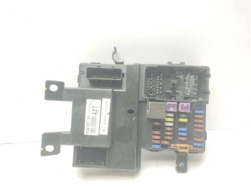 Recambio de caja reles / fusibles para kia carnival 2.9 crdi cat referencia OEM IAM 019544D271 919544D270 