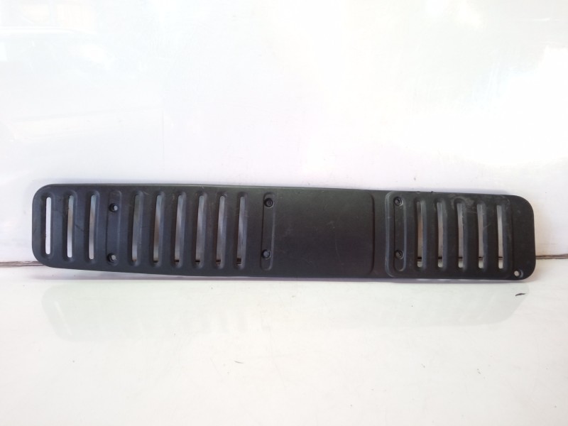 Recambio de moldura para citroën jumper kombi 33 l2h2 hdi 110 referencia OEM IAM 1308469070  