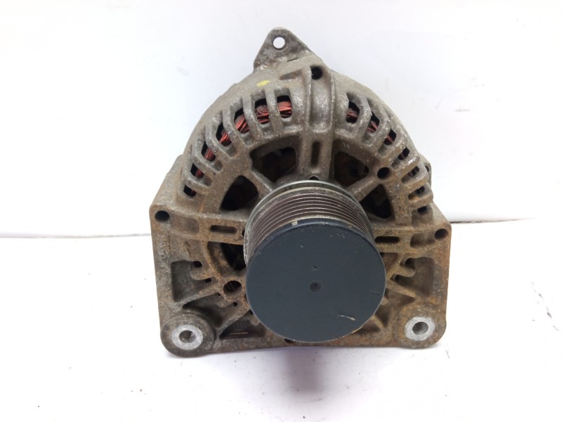 Recambio de alternador para renault megane ii berlina 5p 1.5 dci diesel referencia OEM IAM 8200386806  