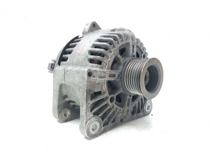 Recambio de alternador para renault megane ii familiar 1.5 dci diesel cat referencia OEM IAM 8200290215  