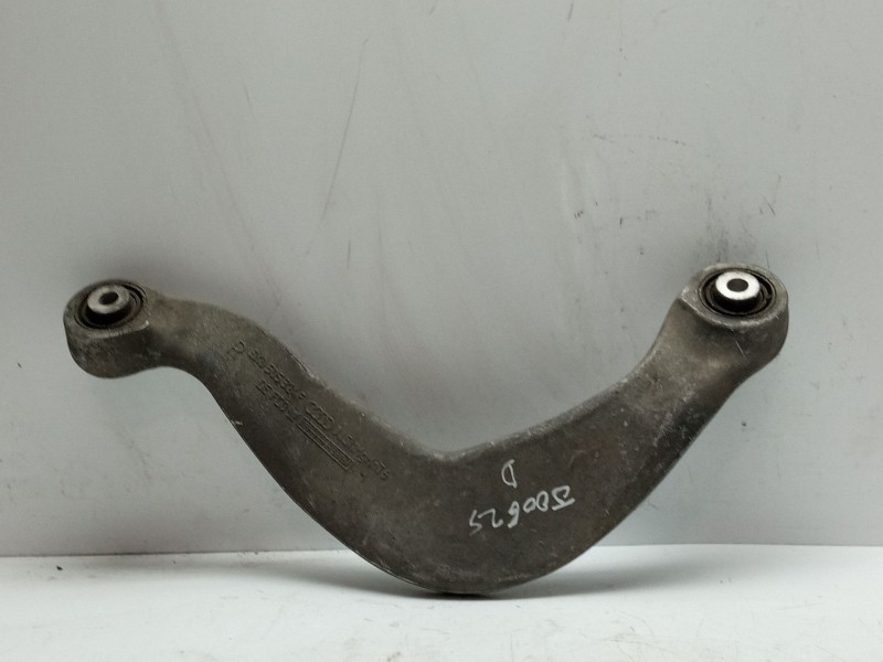 Recambio de brazo suspension superior trasero derecho para audi a4 ber. (b8) básico referencia OEM IAM 8K0505324F  