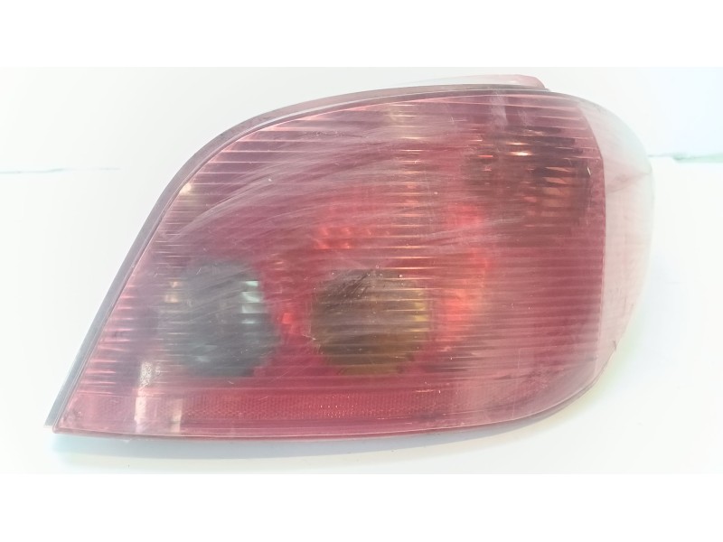 Recambio de piloto trasero derecho para peugeot 307 (3a/c) 1.6 hdi 110 referencia OEM IAM 6351X0  