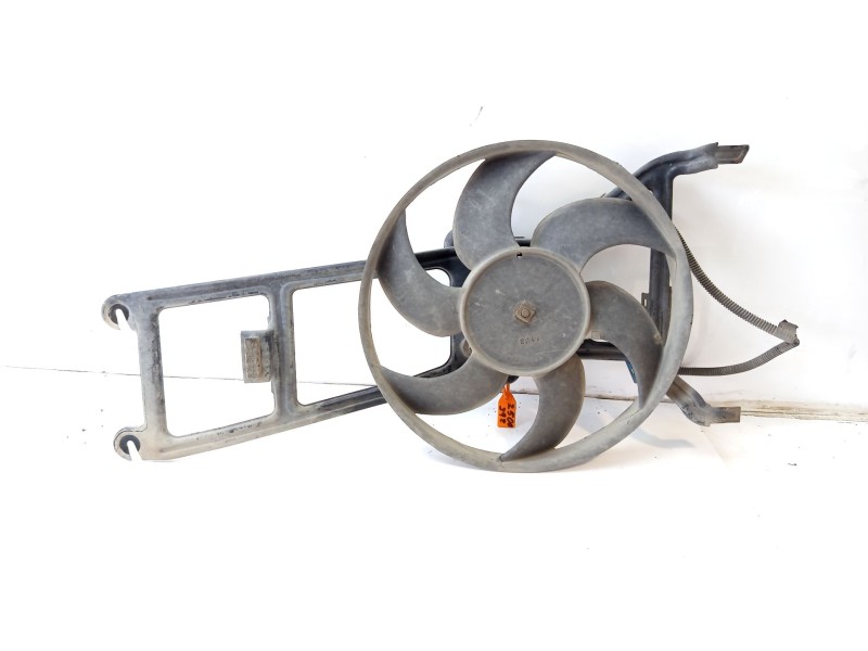 Recambio de electroventilador para citroën saxo (s0, s1) 1.5 d referencia OEM IAM 125360  