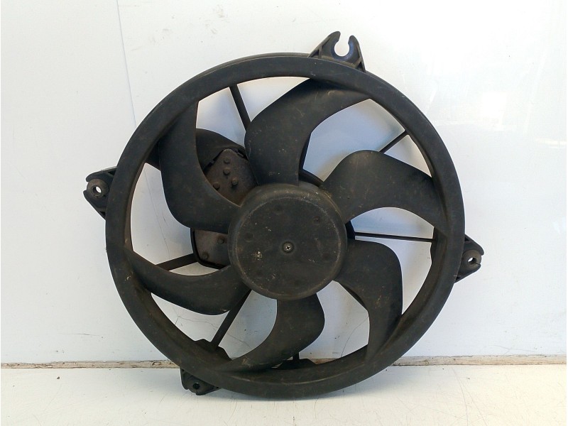 Recambio de electroventilador para peugeot 407 st confort referencia OEM IAM 1253N5  