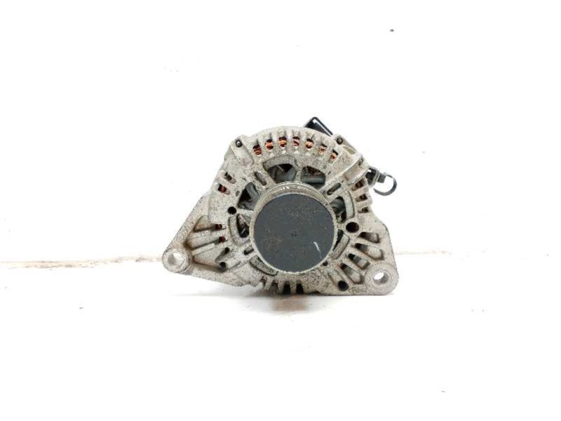 Recambio de alternador para kia soul diva referencia OEM IAM 373002A150  