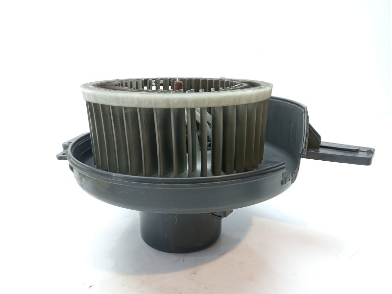 Recambio de motor calefaccion para volkswagen polo (9n3) advance referencia OEM IAM 6Q1819015  