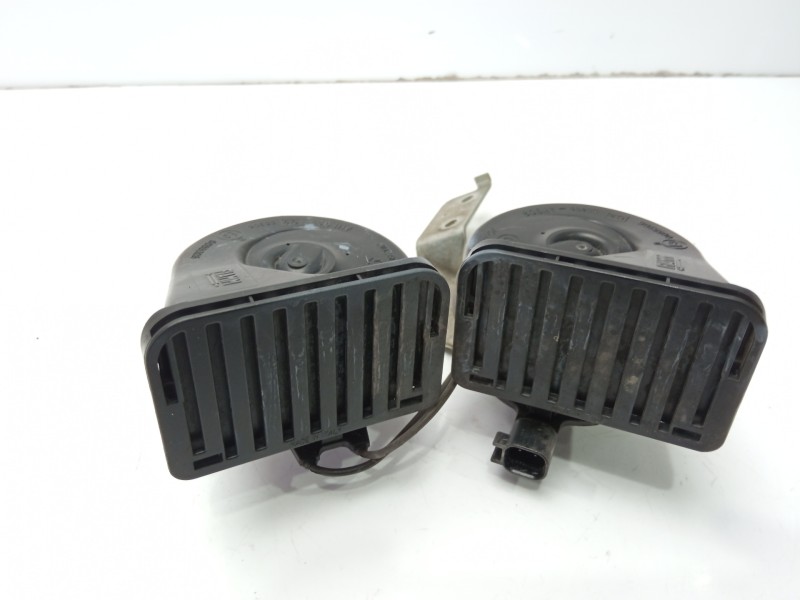 Recambio de claxon para ford transit custom kombi 300 l2 tourneo titanium referencia OEM IAM BK2T13A803AB E355306 