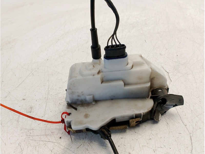 Recambio de cerradura puerta delantera izquierda para renault scénic ii (jm0/1_) 1.9 dci (jm14) referencia OEM IAM 8200119122  