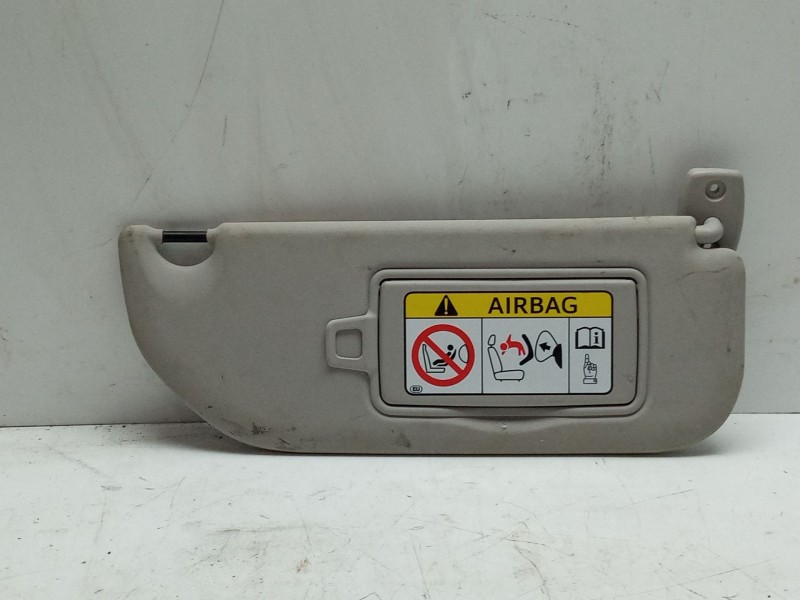 Recambio de parasol derecho para toyota aygo 1.0 cat referencia OEM IAM 74310K0090C0  