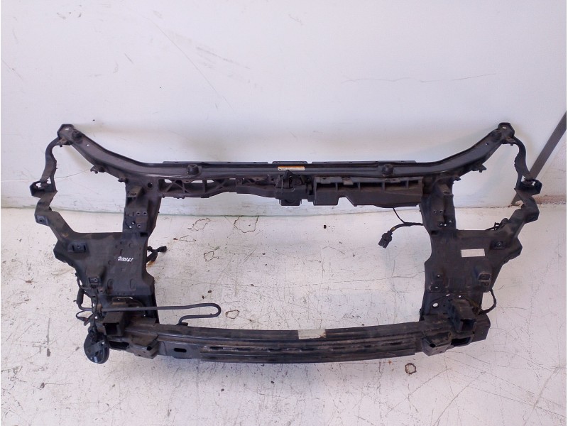 Recambio de panel frontal para hyundai santa fé ii (cm) 2.2 crdi referencia OEM IAM 641012B200  