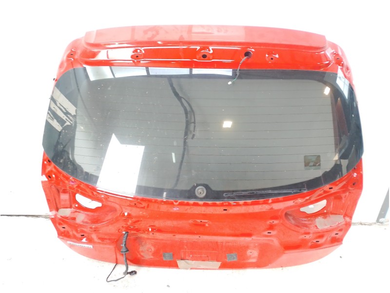 Recambio de porton trasero para kia ceed business referencia OEM IAM 73700J7200  