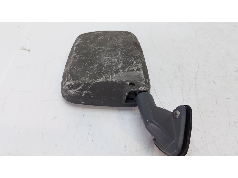 Recambio de retrovisor derecho para nissan vanette (c 220) vanette bus slx diesel referencia OEM IAM 9630116C05  