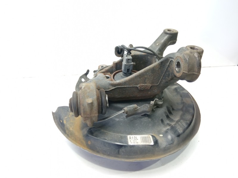 Recambio de mangueta delantera izquierda para lexus ct 200h referencia OEM IAM 4320247030  