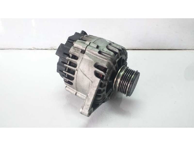 Recambio de alternador para hyundai accent (mc) 1.4 cat referencia OEM IAM 373002A600 2607316E 