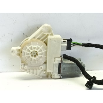 MOTOR ELEVALUNAS DELANTERO DERECHO A2059060113 
