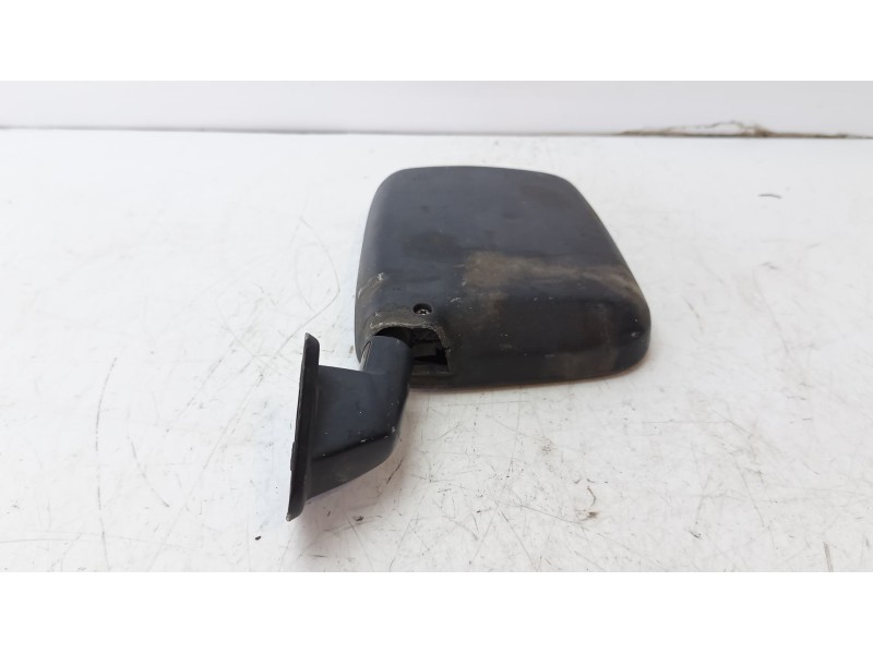 Recambio de retrovisor izquierdo para nissan vanette (c 220) vanette bus slx diesel referencia OEM IAM 250988  