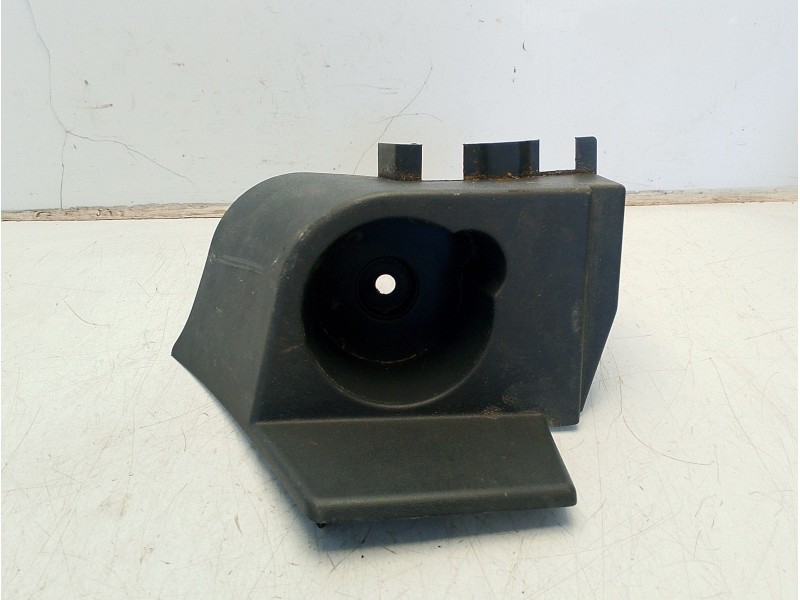 Recambio de moldura para land rover discovery sport (l550) 2.0 d 4x4 referencia OEM IAM LR074872  