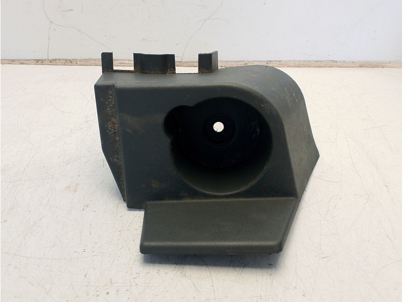 Recambio de moldura para land rover discovery sport (l550) 2.0 d 4x4 referencia OEM IAM LR074809  