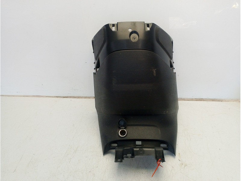 Recambio de moldura para toyota proace verso referencia OEM IAM 9816911677 98169116ZD 