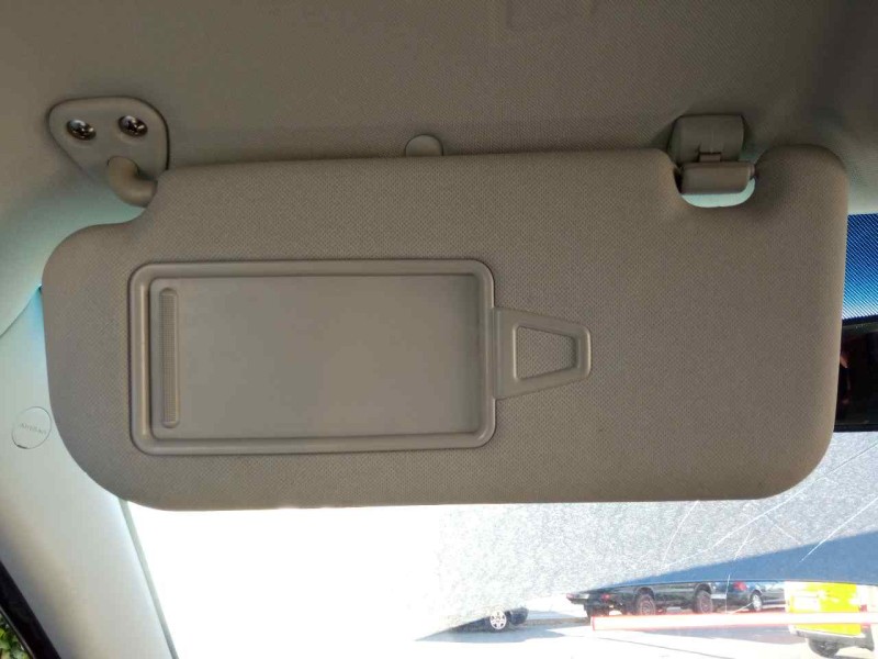 Recambio de parasol izquierdo para hyundai ix35 comfort 2wd referencia OEM IAM 852102S020MCH  