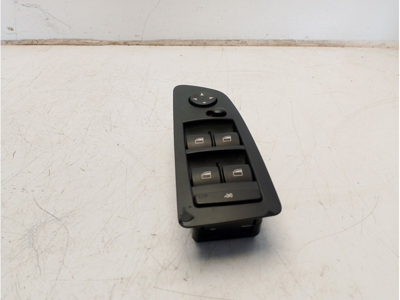 Recambio de mando elevalunas delantero izquierdo para bmw serie 1 berlina (e81/e87) 118i referencia OEM IAM 915549101  