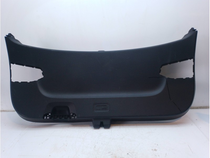Recambio de guarnecido porton trasero para kia ceed business referencia OEM IAM 81750J7200WK  