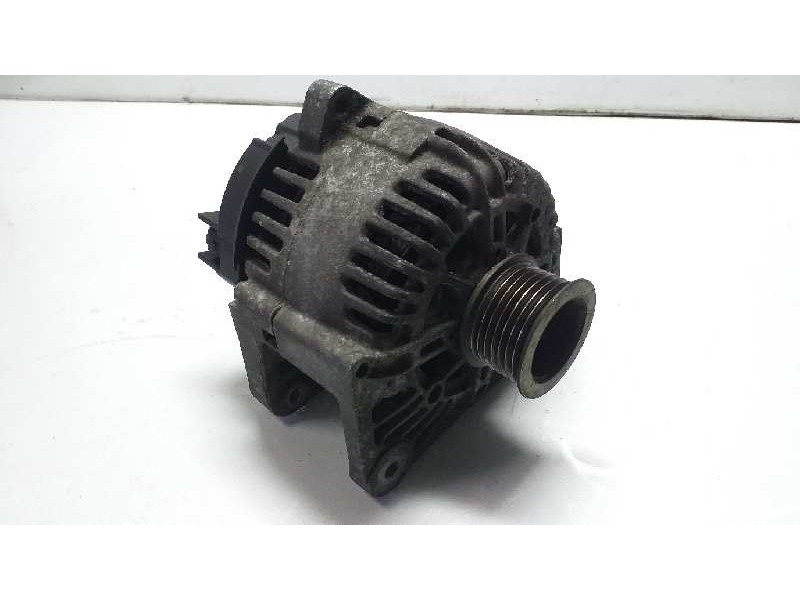 Recambio de alternador para renault scenic ii confort expression referencia OEM IAM 8200290215 2542818C 