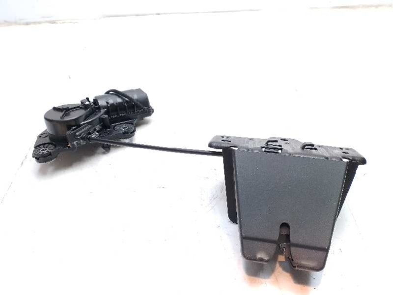 Recambio de cerradura maletero / porton para volvo xc 40 business plus awd referencia OEM IAM 31484699 31349975 