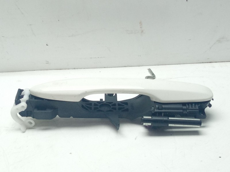 Recambio de maneta exterior delantera derecha para toyota yaris referencia OEM IAM 69210K0060 160FR1 