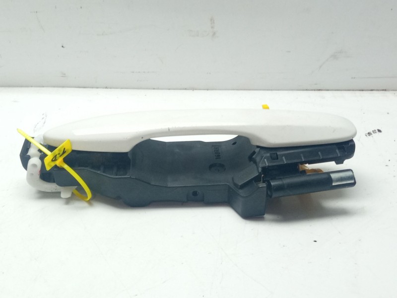 Recambio de maneta exterior trasera derecha para toyota yaris referencia OEM IAM 69203K0020 160RRÑ 