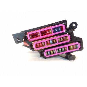 CAJA RELES / FUSIBLES 8K0941824 4F1941824 