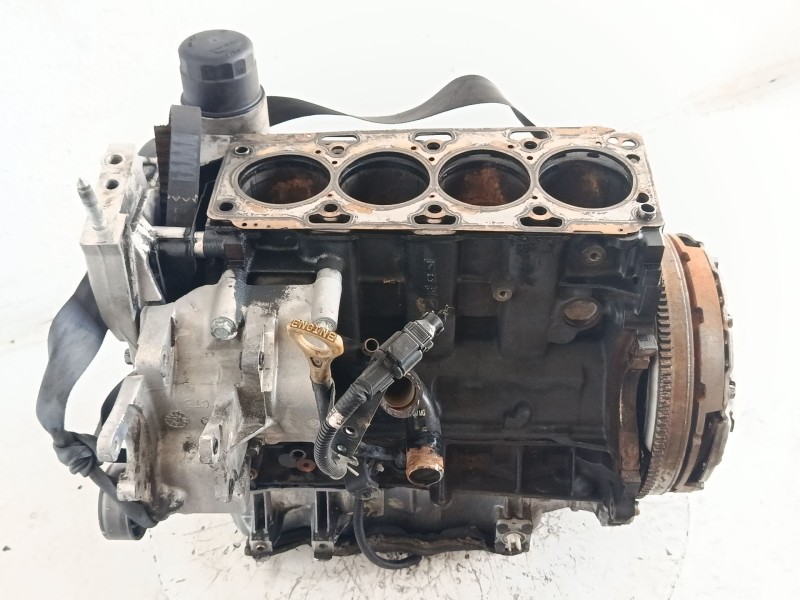 Recambio de bloque motor para hyundai santa fe (bm) referencia OEM IAM 211002F100 D4EB 7142258