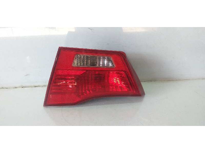 Recambio de piloto trasero izquierdo para kia magentis 2.0 crdi referencia OEM IAM W16W 921 