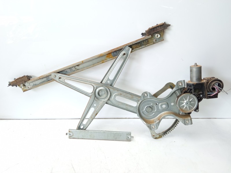 Recambio de elevalunas delantero izquierdo para toyota hilux (kun) 2.5 turbodiesel referencia OEM IAM 698020K150 857200K190 