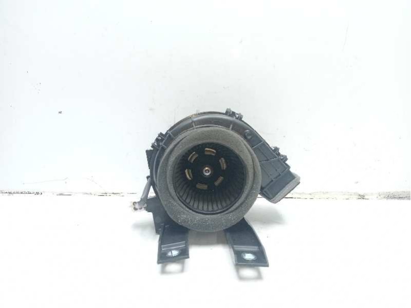 Recambio de motor calefaccion para toyota c-hr referencia OEM IAM 923047050  
