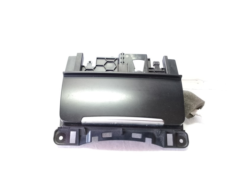 Recambio de cenicero para audi a4 ber. (b8) 2.0 16v tdi referencia OEM IAM 8K0857951CV10 8K0857951C 