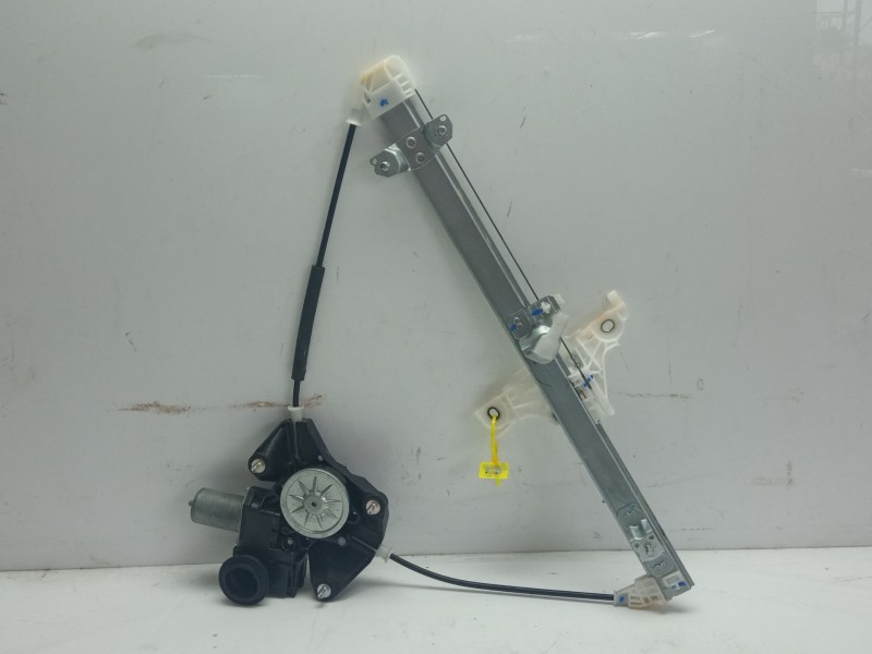 Recambio de elevalunas trasero derecho para toyota yaris referencia OEM IAM 85710K0010 0620206080 