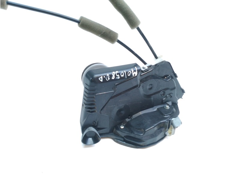 Recambio de cerradura puerta delantera derecha para toyota yaris referencia OEM IAM 69030K0040  
