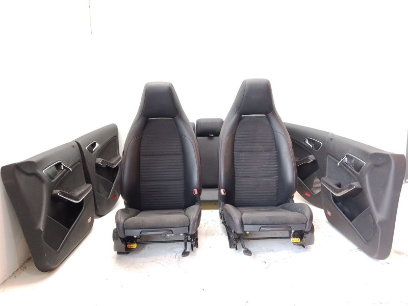 Recambio de juego asientos completo para mercedes-benz cla shooting brake (x117) cla 200 cdi / d (117.908) referencia OEM IAM A0